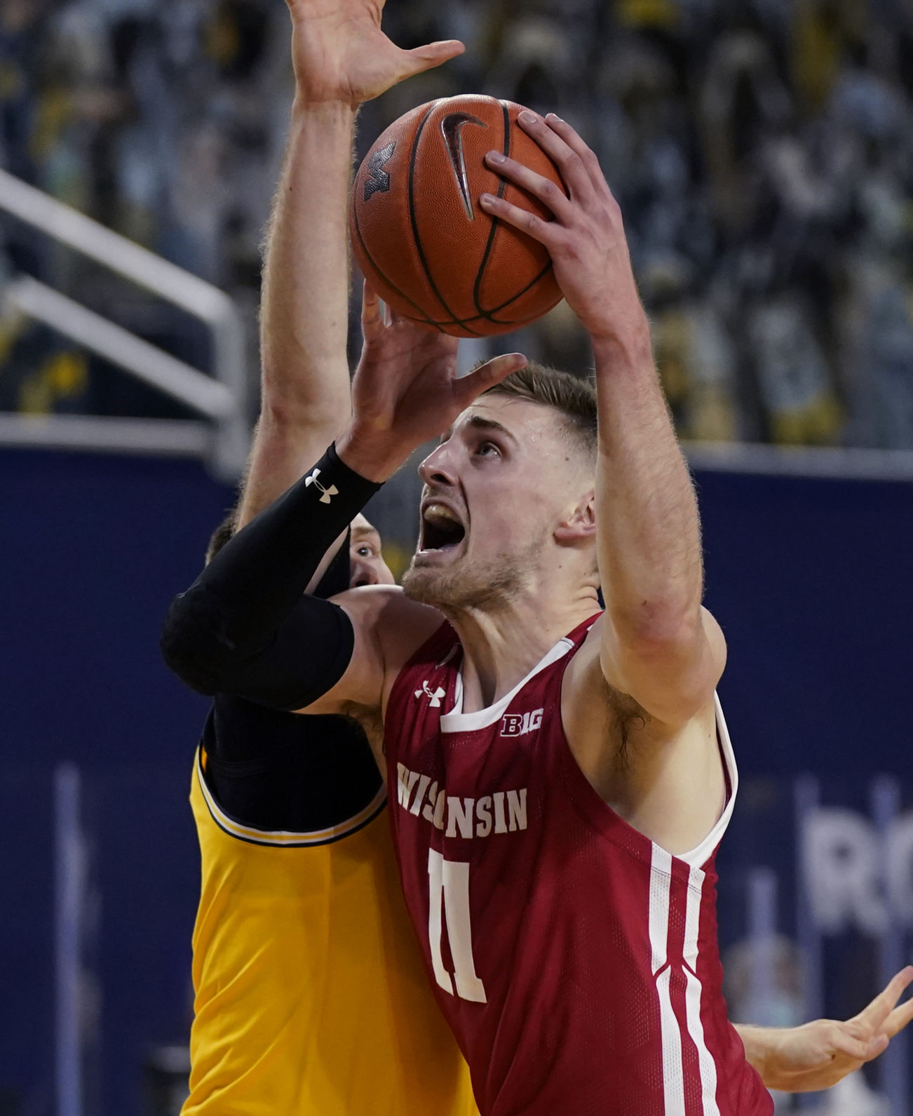 Michigan 77, UW 54
